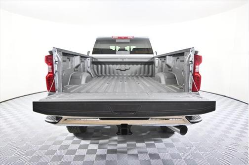 2025 Chevrolet Silverado 3500 LT