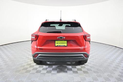 Apex Red 2026 Chevrolet Trax FWD 2RS