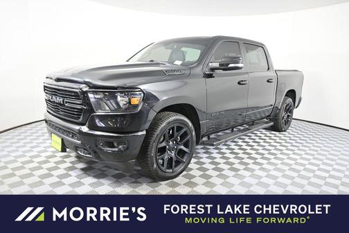 Diamond Black Crystal Pearlcoat 2019 RAM 1500 Big Horn