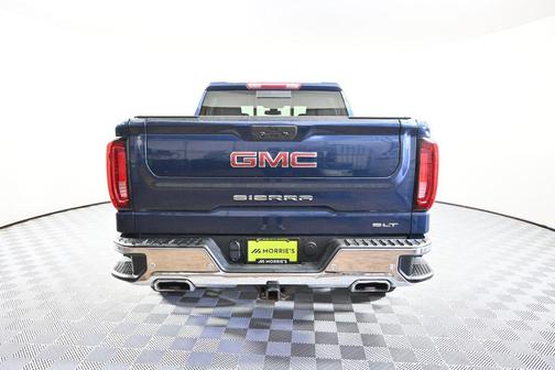 Pacific Blue Metallic 2022 GMC Sierra 1500 SLT