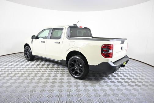 Desert Sand 2025 Ford Maverick XLT