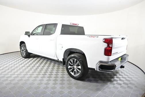 Summit White 2026 Chevrolet Silverado 1500 LT
