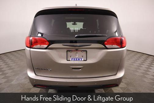 2018 Chrysler Pacifica Touring-L Plus