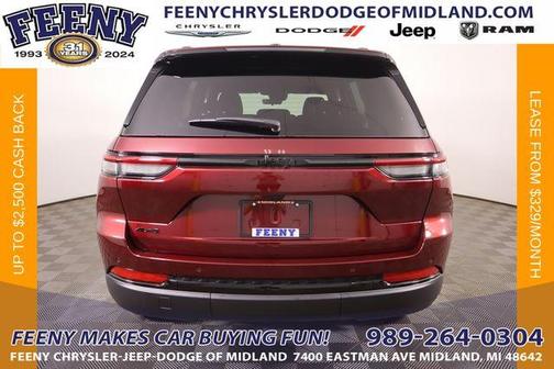2025 Jeep Grand Cherokee Laredo
