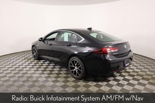 2018 Buick Regal Sportback Essence