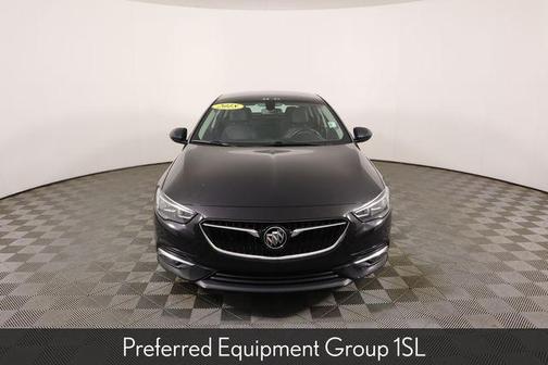 2018 Buick Regal Sportback Essence
