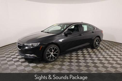 2018 Buick Regal Sportback Essence
