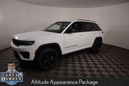 2022 Jeep Grand Cherokee Altitude