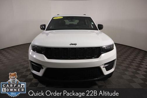 2022 Jeep Grand Cherokee Altitude