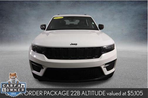 2022 Jeep Grand Cherokee Altitude