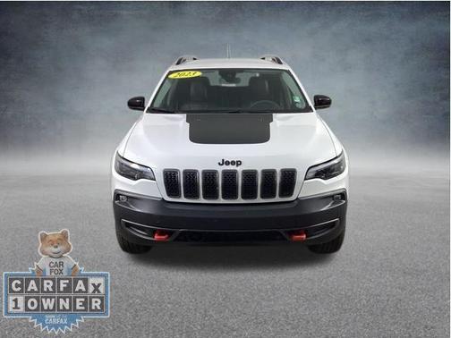 2023 Jeep Cherokee Trailhawk