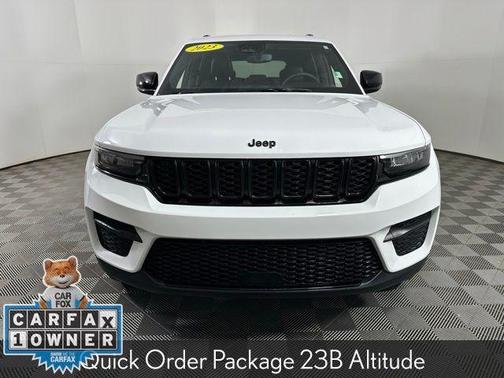 2023 Jeep Grand Cherokee Altitude