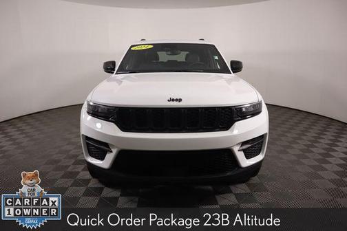 2024 Jeep Grand Cherokee Laredo