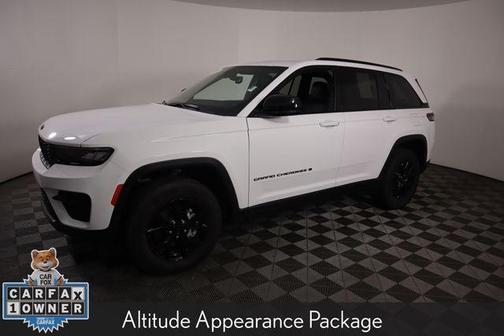 2024 Jeep Grand Cherokee Laredo