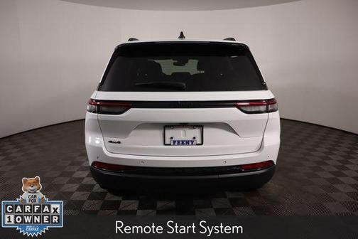 2024 Jeep Grand Cherokee Laredo