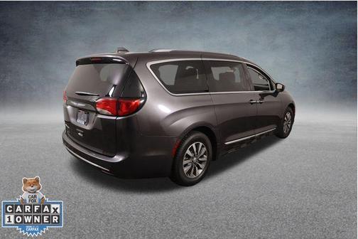2020 Chrysler Pacifica Touring-L Plus
