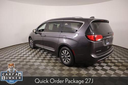 2020 Chrysler Pacifica Touring-L Plus