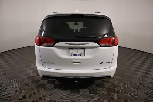 2018 Chrysler Pacifica Hybrid Touring L