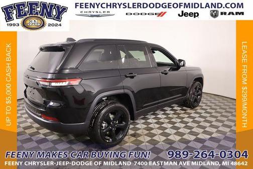 2025 Jeep Grand Cherokee Laredo