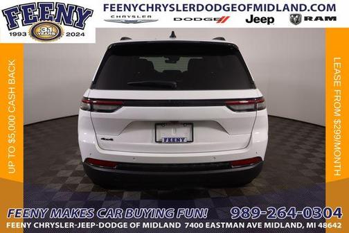 2025 Jeep Grand Cherokee Laredo