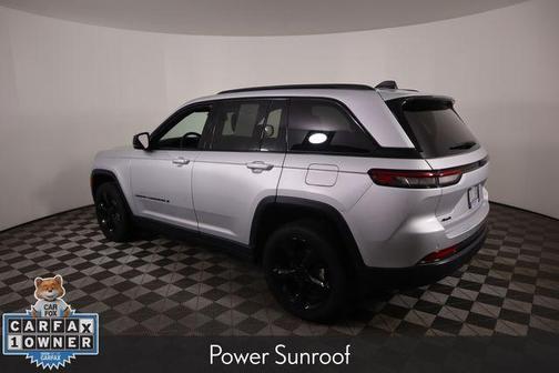 2023 Jeep Grand Cherokee Altitude