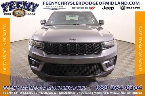 2025 Jeep Grand Cherokee Laredo