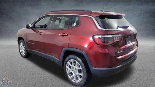 2022 Jeep Compass Latitude Lux