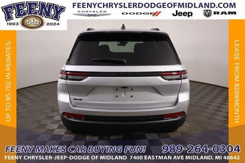 2025 Jeep Grand Cherokee Laredo