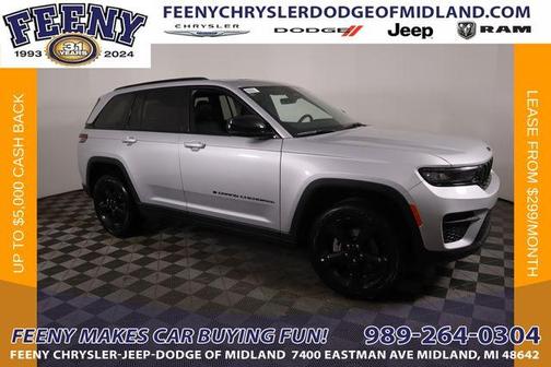 2025 Jeep Grand Cherokee Laredo