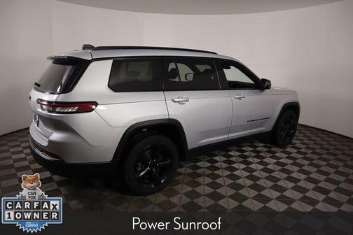 2021 Jeep Grand Cherokee L Laredo