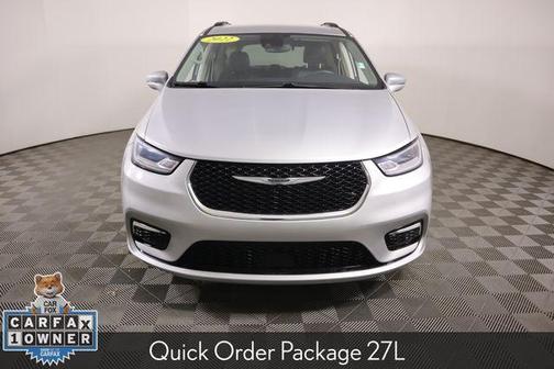 2022 Chrysler Pacifica Touring-L