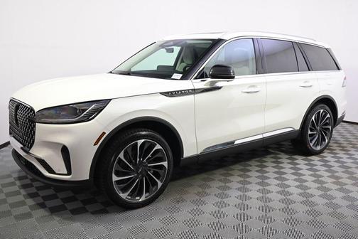 Pristine White Metallic Tri-Coat 2026 Lincoln Aviator Reserve AWD