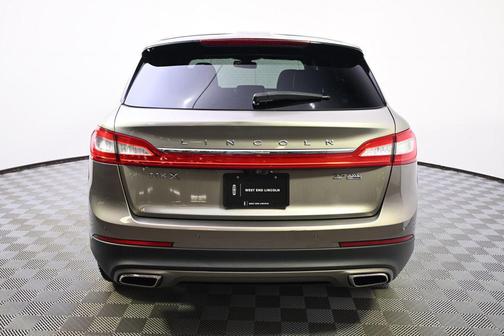 Luxe Metallic 2016 Lincoln MKX Reserve