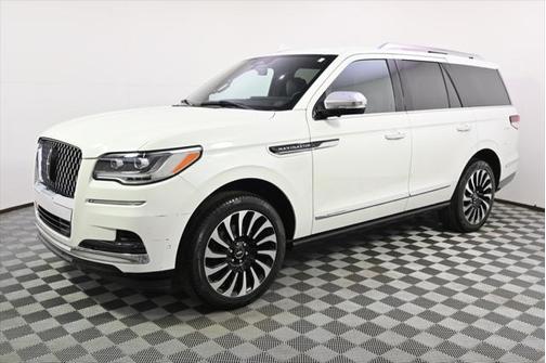 2022 Lincoln Navigator Black Label