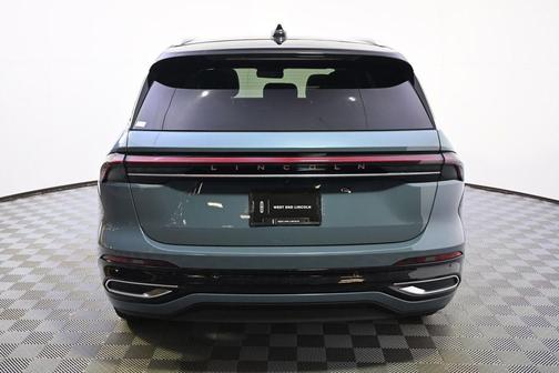 Whisper Blue Metallic Clearcoat 2026 Lincoln Nautilus Reserve