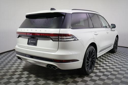 Pristine White Metallic Tri-Coat 2026 Lincoln Aviator Reserve AWD