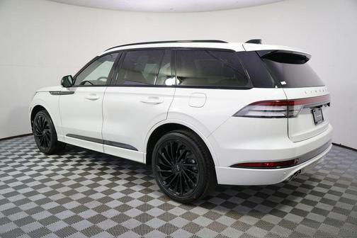Pristine White Metallic Tri-Coat 2026 Lincoln Aviator Reserve AWD