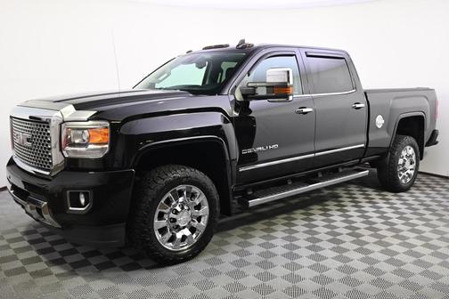 2016 GMC Sierra 2500 Denali