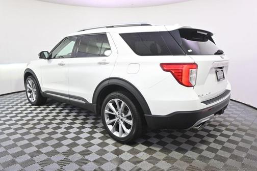 White Metallic 2021 Ford Explorer Platinum
