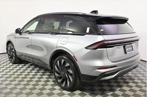 2025 Lincoln Nautilus Reserve