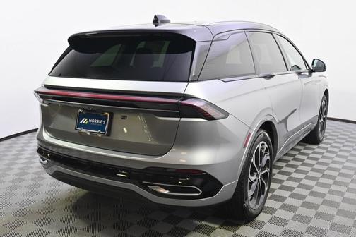 2025 Lincoln Nautilus Reserve