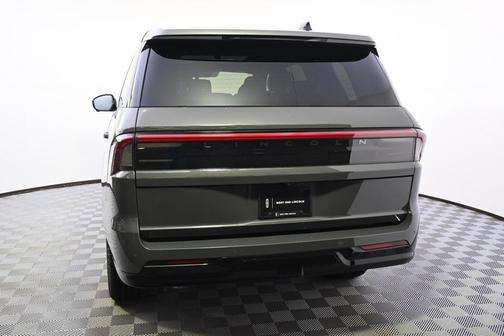 2025 Lincoln Navigator Black Label