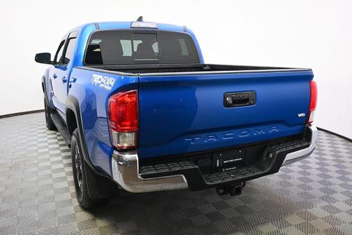 Blazing Blue Pearl 2017 Toyota Tacoma TRD Off Road