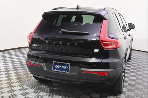2022 Volvo XC40 Recharge Pure Electric P8 Twin Plus