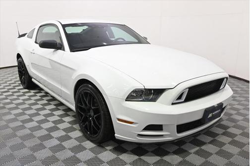 2014 Ford Mustang V6