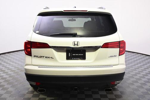 White Diamond Pearl 2017 Honda Pilot EX-L