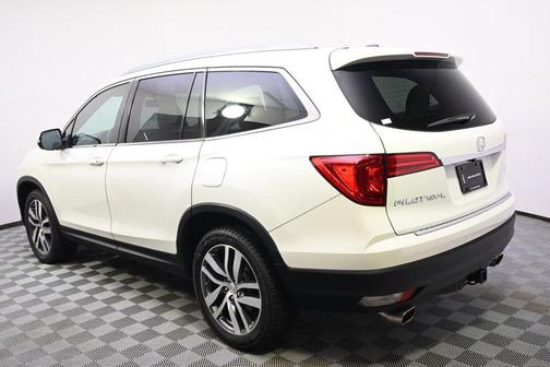 White Diamond Pearl 2017 Honda Pilot EX-L