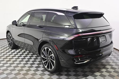 2025 Lincoln Nautilus Black Label