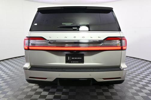 Ceramic Pearl 2021 Lincoln Navigator Reserve