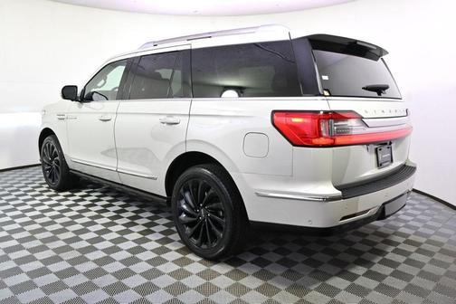 Ceramic Pearl 2021 Lincoln Navigator Reserve